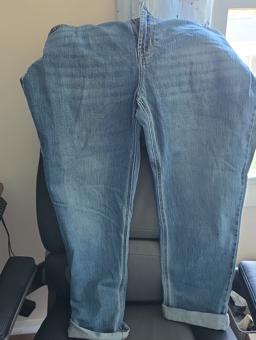 Old Navy Women's Light Blue Boyfriend Jeans